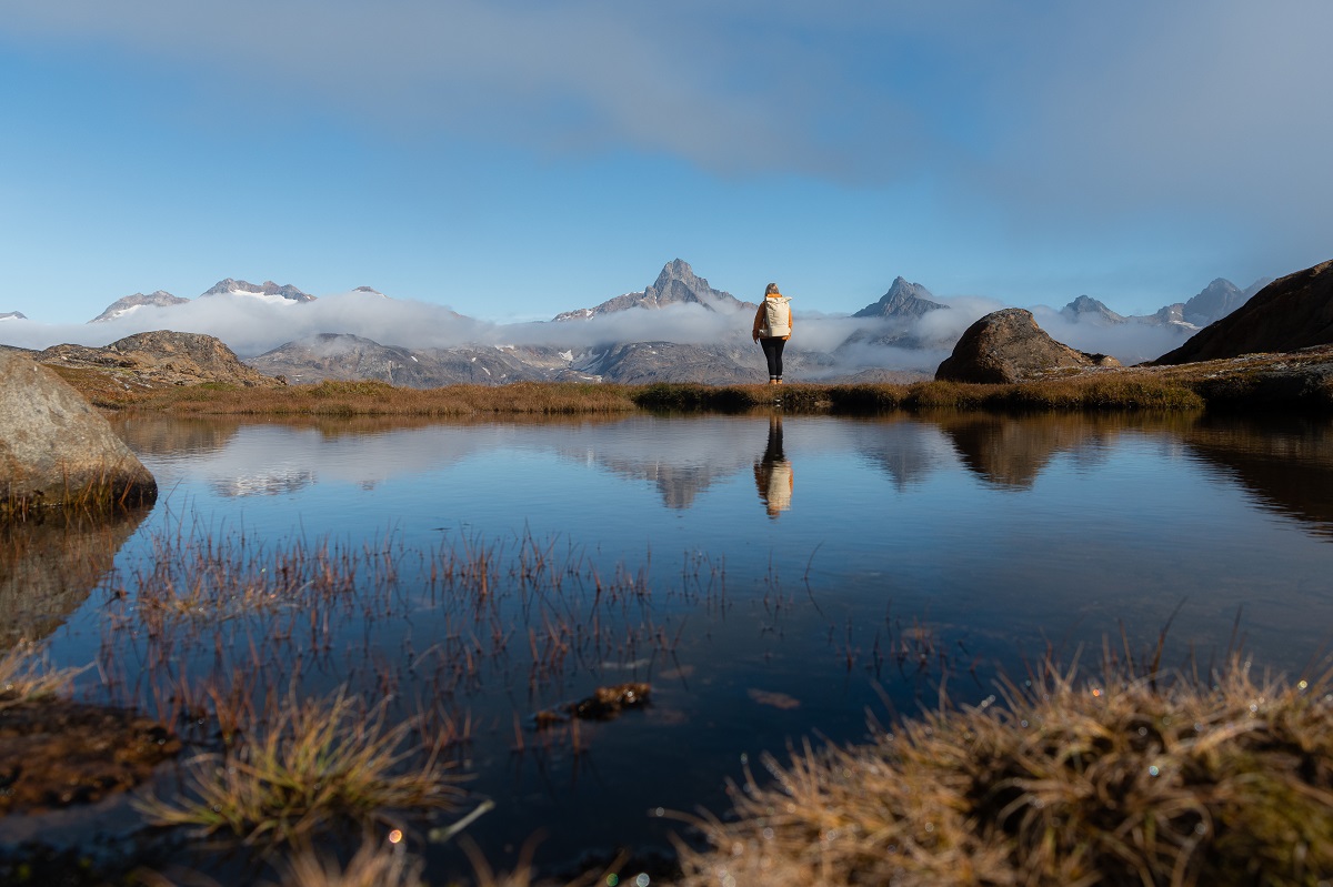 Hiken langs de kust van Tasiilaq.